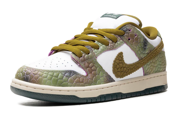 Nike SB Dunk Low 'Chameleon'