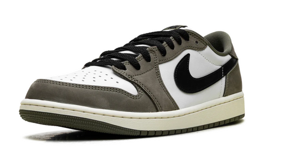 Jordan 1 Low 'Medium Olive' Grade School