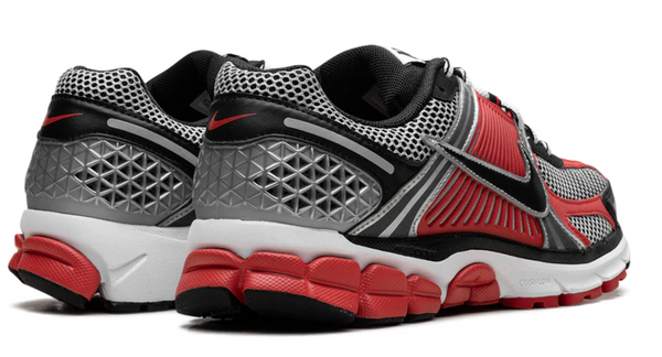 Nike Vomero 5 'Metallic Silver University Red'