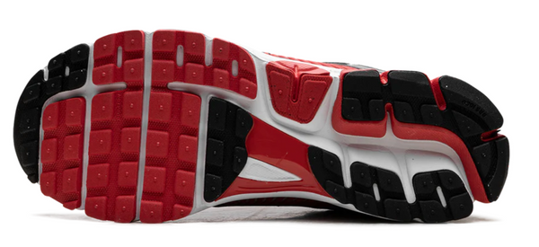 Nike Vomero 5 'Metallic Silver University Red'