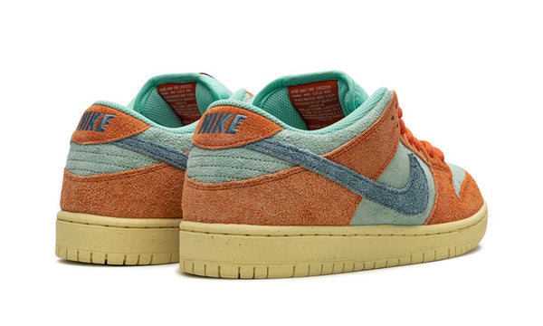 Nike SB Dunk Low 'Orange Emerald'