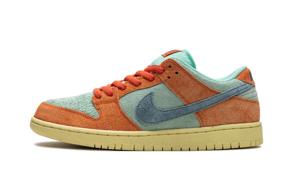 Nike SB Dunk Low 'Orange Emerald'