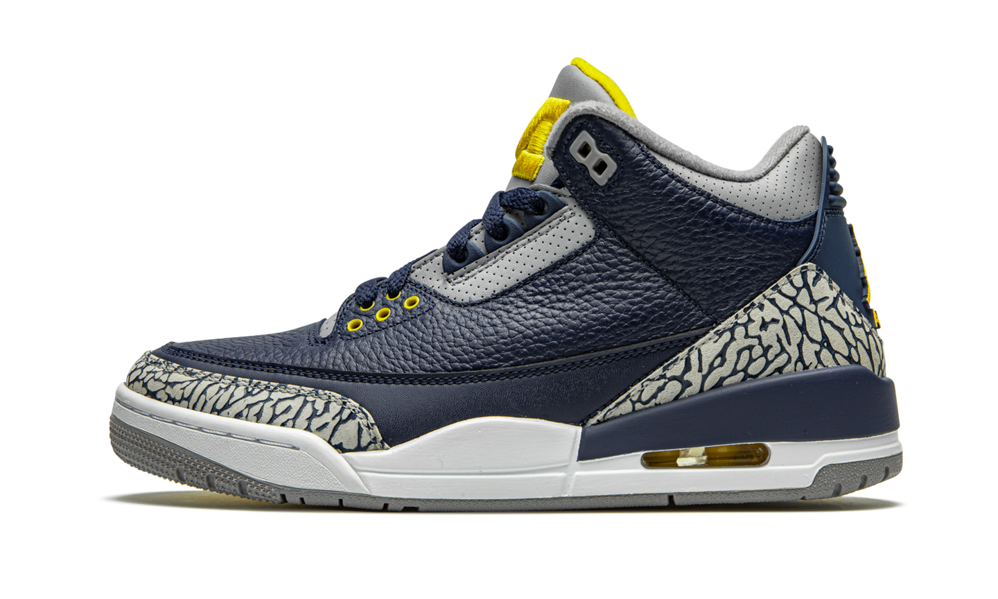 Jordan 3 Player Exclusive "Michigan"